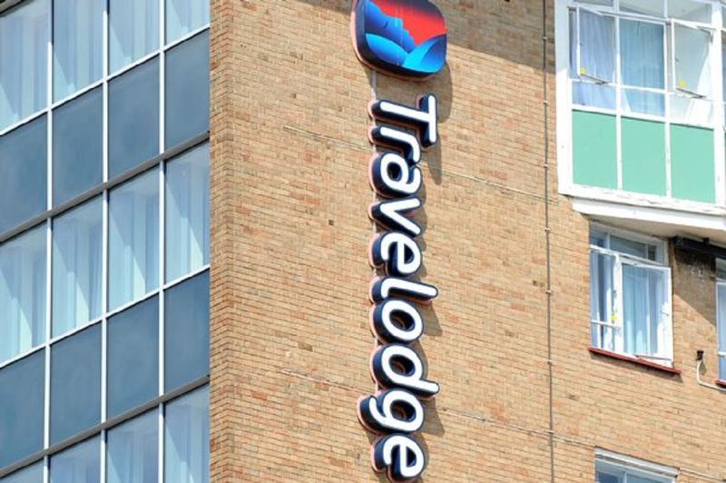 Travelodge Glossop Exterior foto